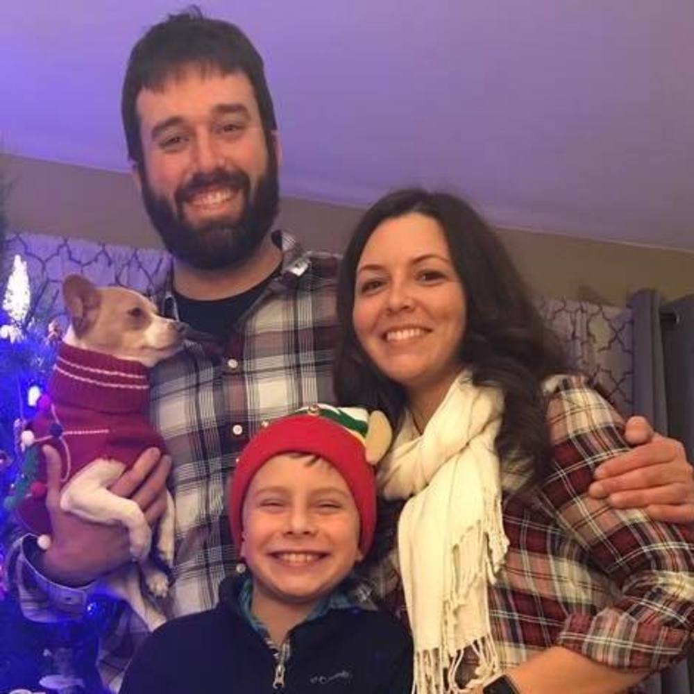 Meet your Posher, Larissa